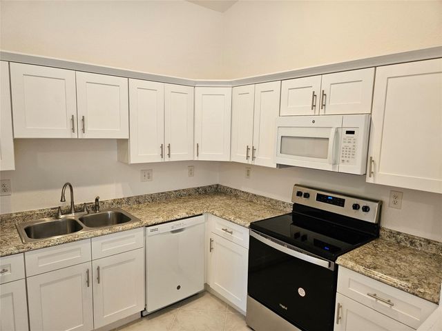 5845 EAGLE CAY Circle, Coconut Creek, FL 33073