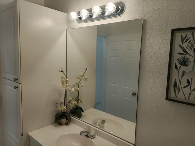 5845 EAGLE CAY Circle, Coconut Creek, FL 33073