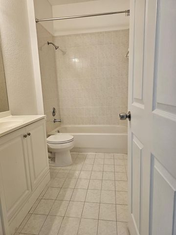 5845 EAGLE CAY Circle, Coconut Creek, FL 33073