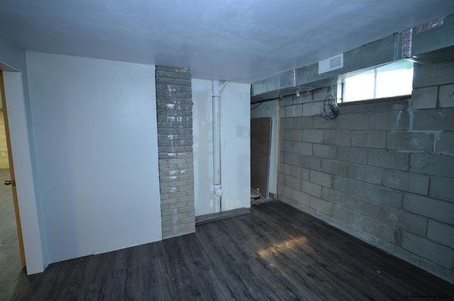 1733 E D ST, Torrington, WY 82240