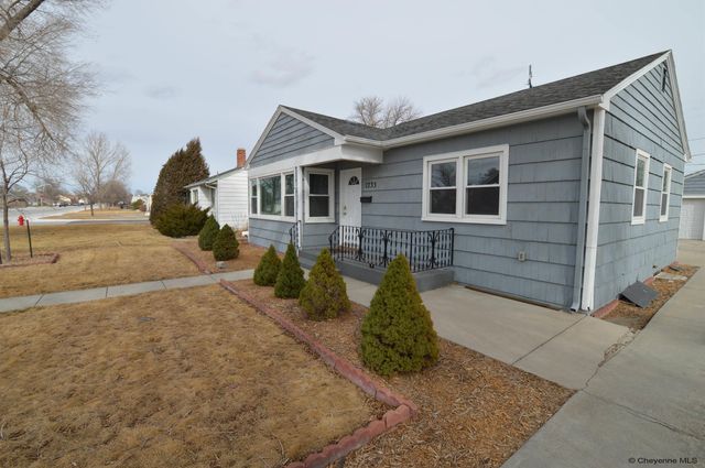 1733 E D ST, Torrington, WY 82240
