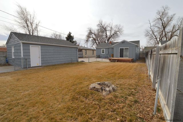 1733 E D ST, Torrington, WY 82240