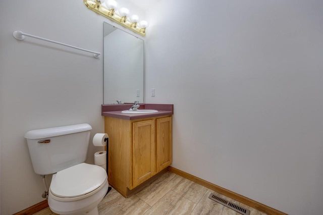 554 Enterprise Drive, Verona, WI 53593