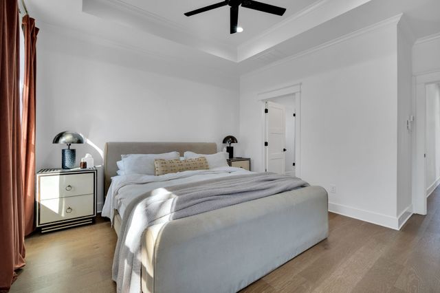 512 E Parks Avenue, Waxahachie, TX 75165