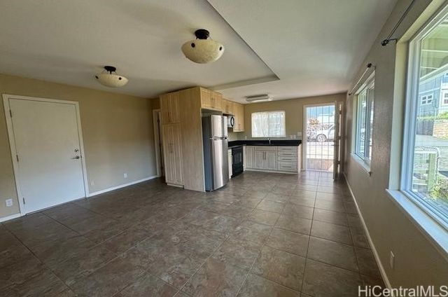 2814 Henry Street, Honolulu, HI 96817