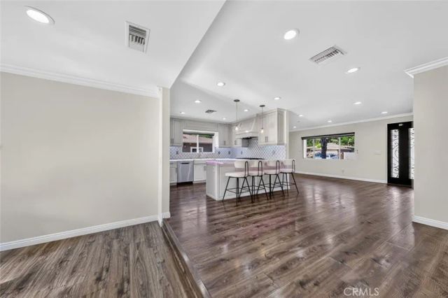 11123 Odell Avenue, Sunland, CA 91040