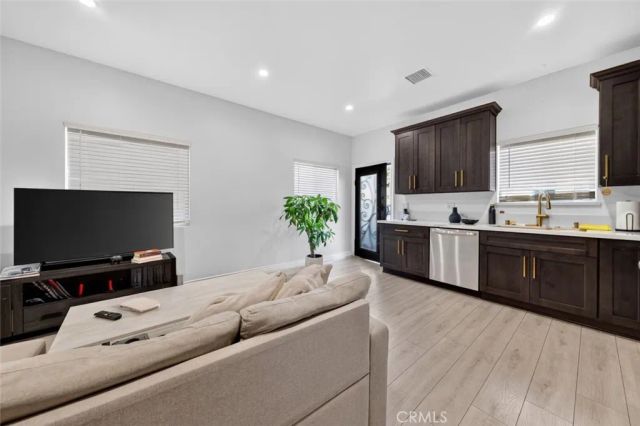 11123 Odell Avenue, Sunland, CA 91040