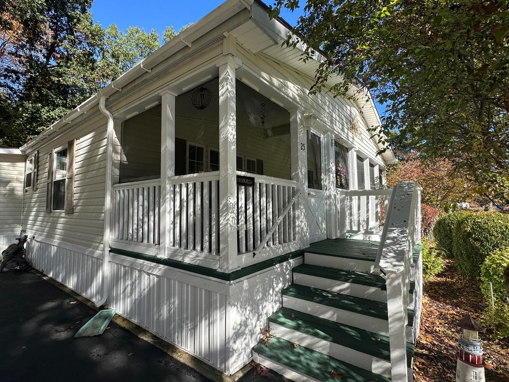 25 Chickadee Drive, Alfred, ME 04002 — photo 2