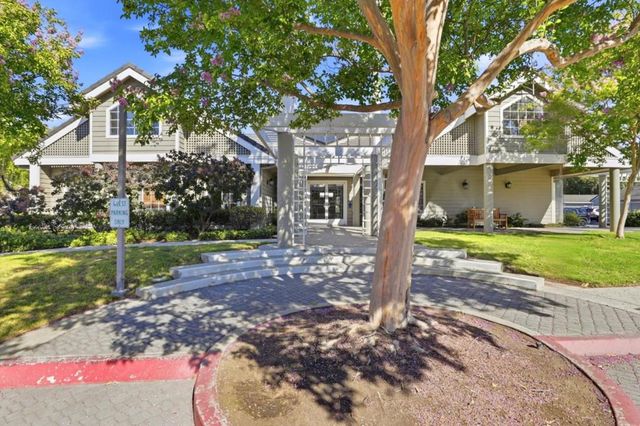 854 Lake Mcclure Drive, San Jose, CA 95123