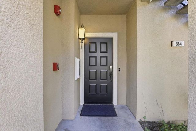 854 Lake Mcclure Drive, San Jose, CA 95123