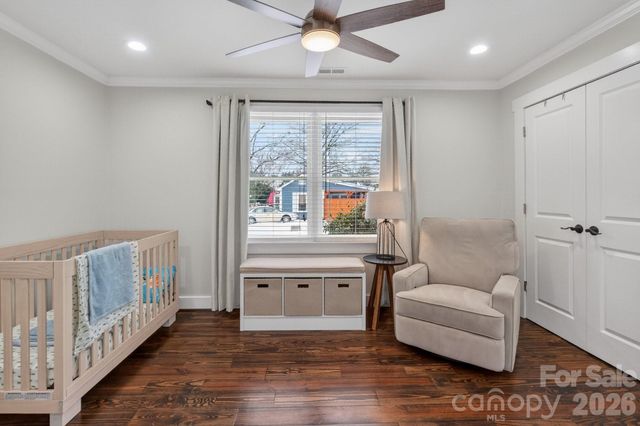 603 W Wilson Avenue, Mooresville, NC 28115