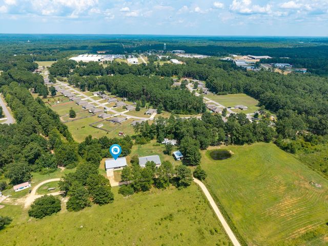 40 Glenn West Dr., Purvis, MS 39475