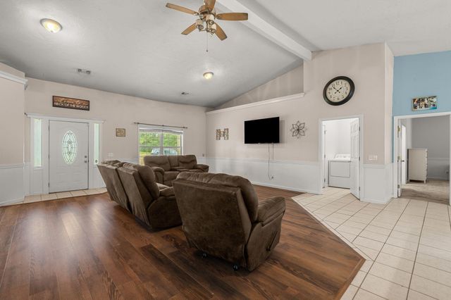 40 Glenn West Dr., Purvis, MS 39475