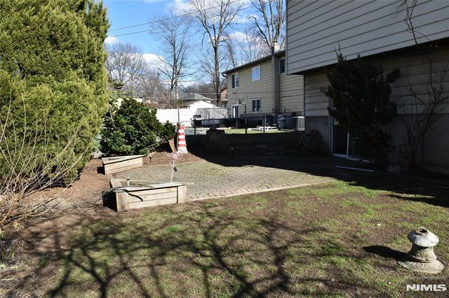 297 Fencsak Avenue, Elmwood Park, NJ 07407