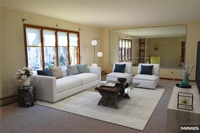 297 Fencsak Avenue, Elmwood Park, NJ 07407