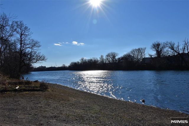 297 Fencsak Avenue, Elmwood Park, NJ 07407