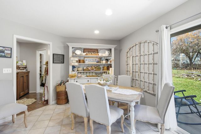 3601 CHAPEL HILL RD, Columbia, MO 65203