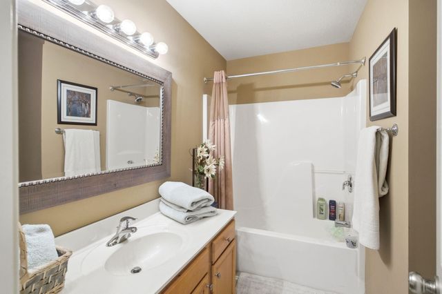 3601 CHAPEL HILL RD, Columbia, MO 65203