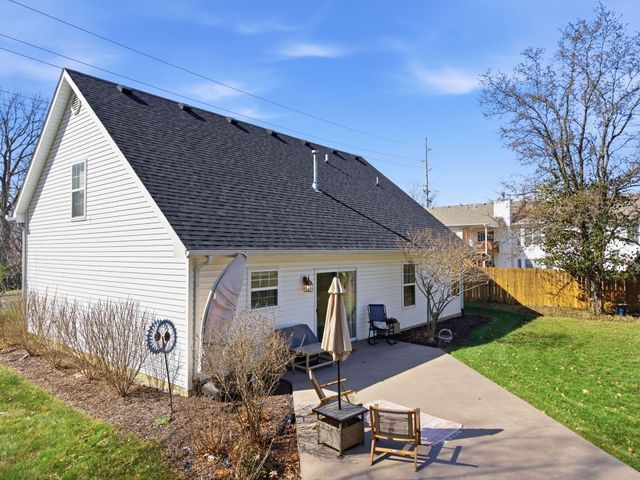 3601 CHAPEL HILL RD, Columbia, MO 65203