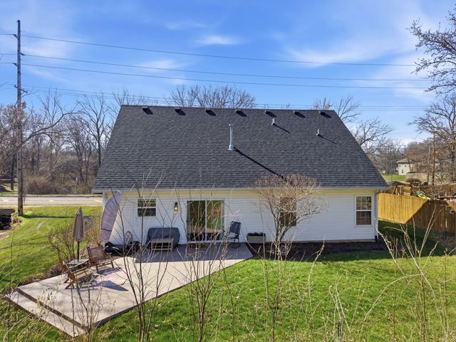 3601 CHAPEL HILL RD, Columbia, MO 65203