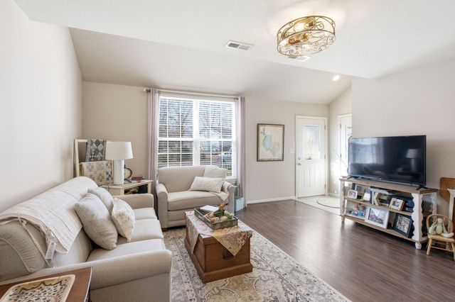 3601 CHAPEL HILL RD, Columbia, MO 65203