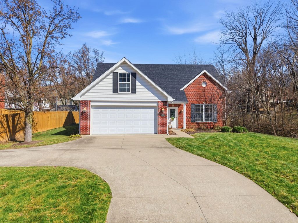 3601 CHAPEL HILL RD, Columbia, MO 65203