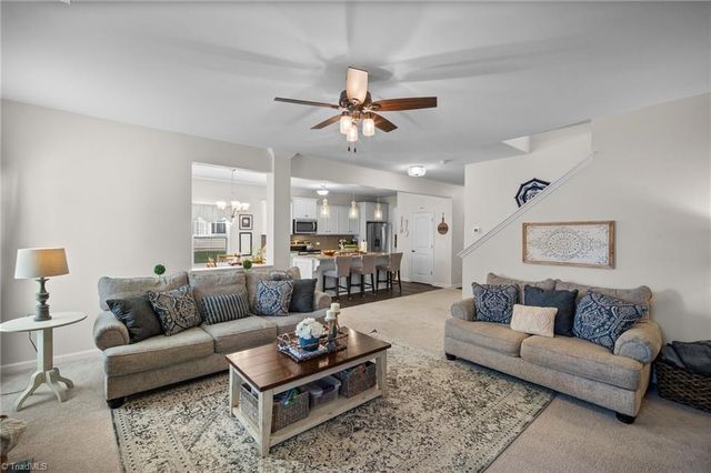 1325 Red Deer Drive, Kernersville, NC 27284