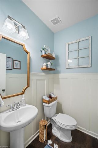 1325 Red Deer Drive, Kernersville, NC 27284