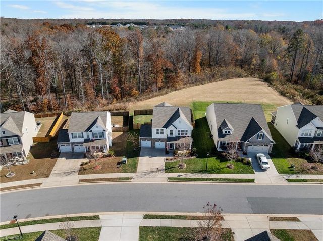 1325 Red Deer Drive, Kernersville, NC 27284