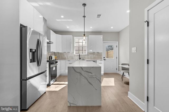 1321 N 2ND ST, Philadelphia, PA 19122