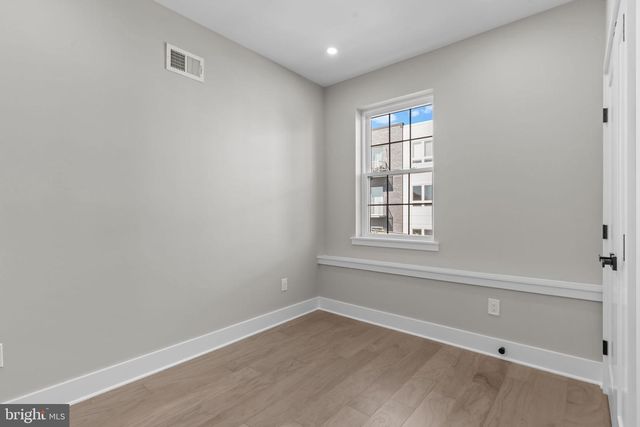 1321 N 2ND ST, Philadelphia, PA 19122
