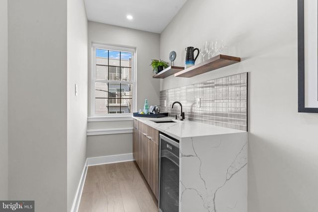 1321 N 2ND ST, Philadelphia, PA 19122