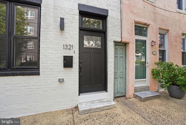 1321 N 2ND ST, Philadelphia, PA 19122