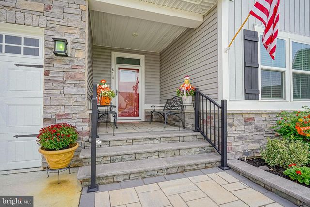 614 VAN BUREN CT, Swedesboro, NJ 08085