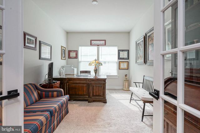 614 VAN BUREN CT, Swedesboro, NJ 08085