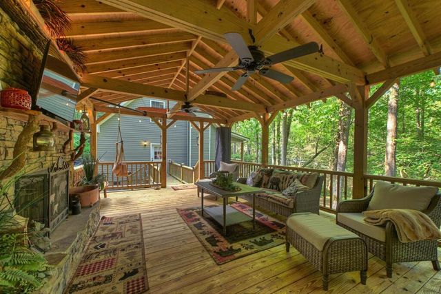 685 Chopped Oak Road, Ellijay, GA 30540