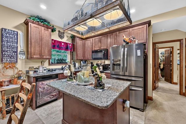 685 Chopped Oak Road, Ellijay, GA 30540