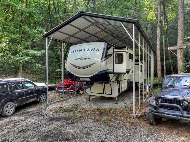 685 Chopped Oak Road, Ellijay, GA 30540