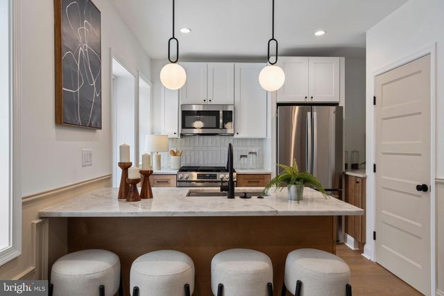 229 W GORGAS LN, Philadelphia, PA 19119