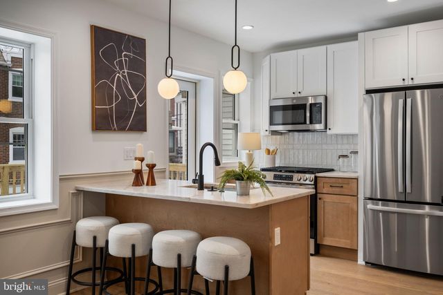 229 W GORGAS LN, Philadelphia, PA 19119