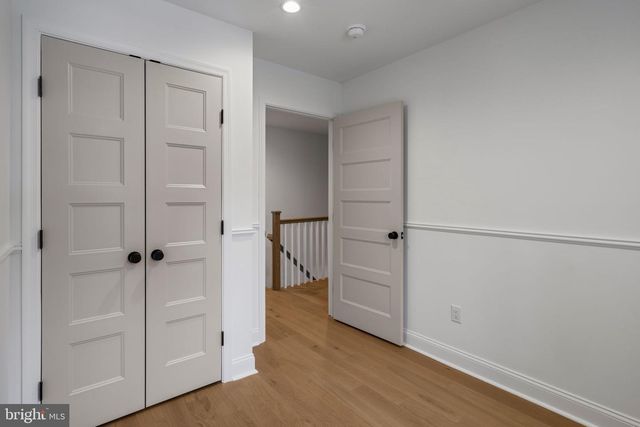 229 W GORGAS LN, Philadelphia, PA 19119