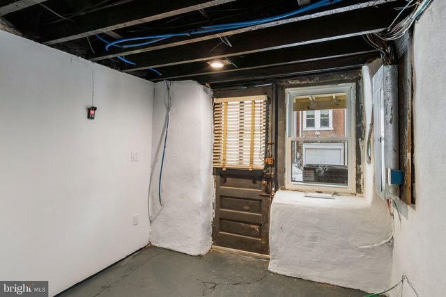 229 W GORGAS LN, Philadelphia, PA 19119