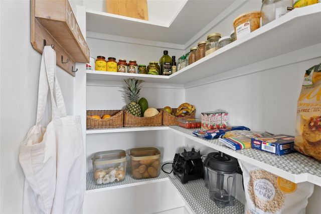 3870 STERLING ROAD, Venice, FL 34293