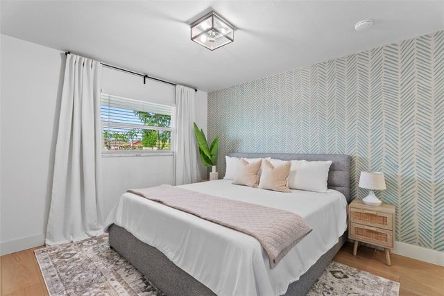 3870 STERLING ROAD, Venice, FL 34293