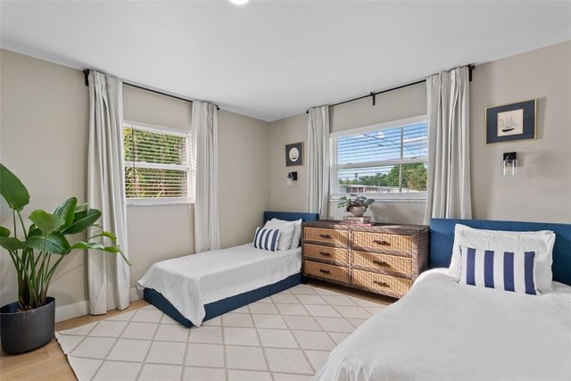 3870 STERLING ROAD, Venice, FL 34293