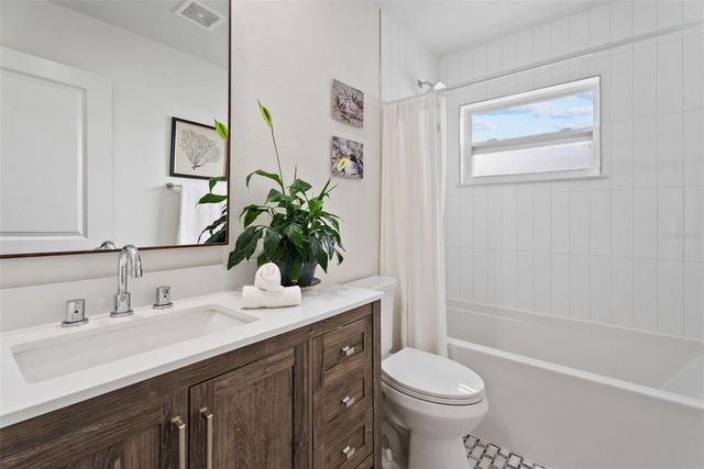 3870 STERLING ROAD, Venice, FL 34293