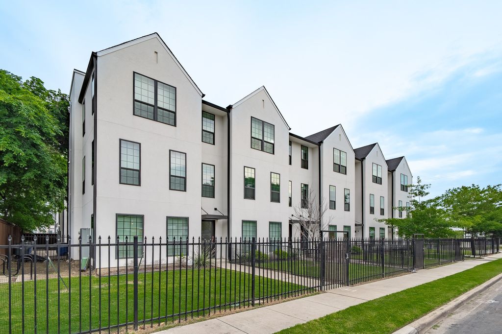 4808 San Jacinto Street 101, Dallas, TX 75204