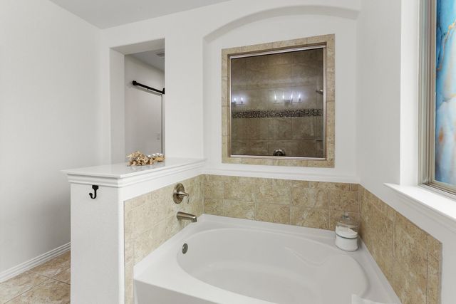 7613 Turnback Ledge TRL, Lago Vista, TX 78645