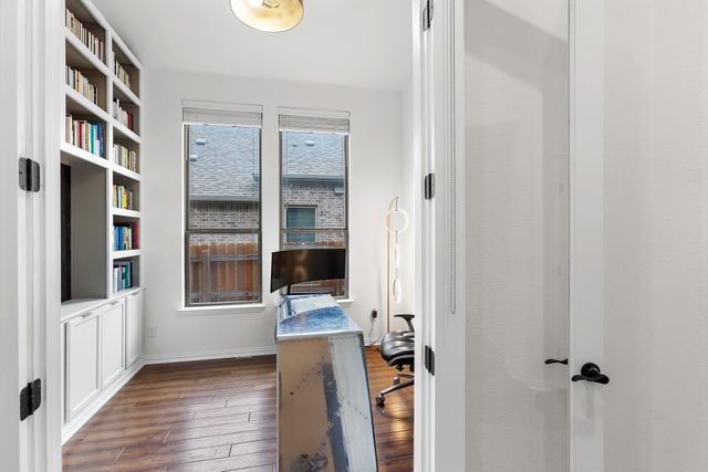 7613 Turnback Ledge TRL, Lago Vista, TX 78645