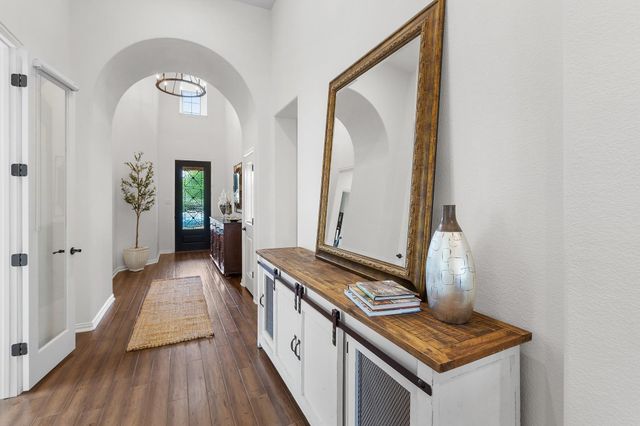 7613 Turnback Ledge TRL, Lago Vista, TX 78645